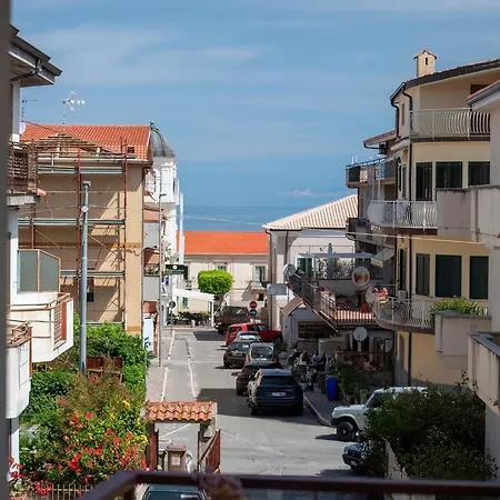 La Perla Sul Tirreno Apartment *